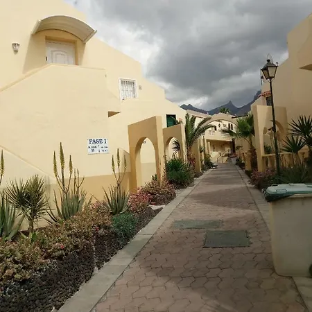 Luminoso Mareverde Адехе